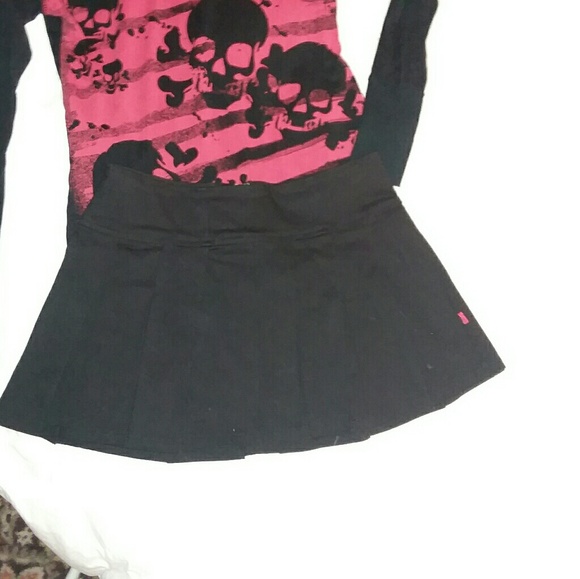 Pleated mini - Picture 1 of 3